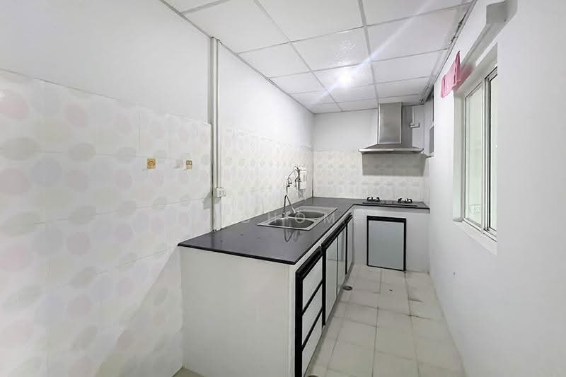 ซิตี้เซนส์ รัตนาธิเบศร์-เลี่ยงเมืองนนท์, Nonthaburi, Talat Kwan, Muang Nonthaburi, Nonthaburi, 3 Bedrooms, 150 sqm, Townhouse For Sale, by NTBHOME, 500520345 - DDproperty.com