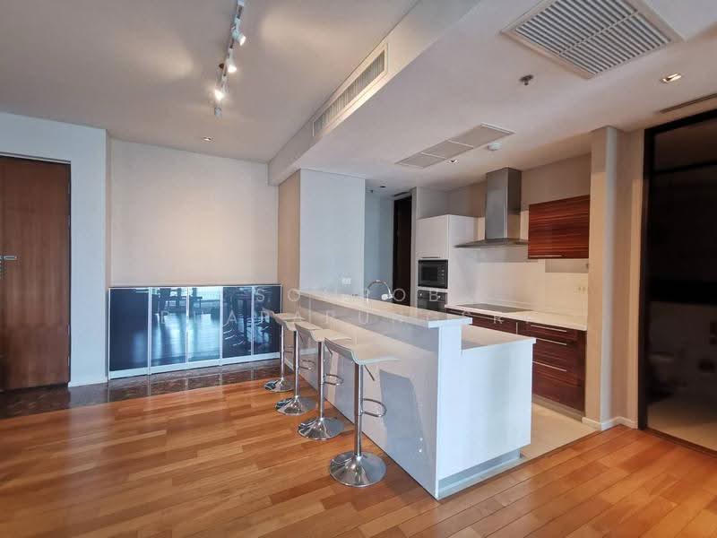 The Lakes, Bangkok, 123 Ratchadaphisek Road, Khlong Toei, Bangkok, 2 Bedrooms, 111 sqm, Condo For Rent, by Sompob Buaparungsri, 500520435 - DDproperty.com