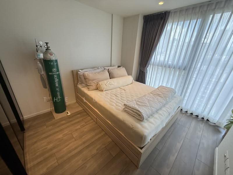 The Lofts Silom, Bangkok, Pramuan Road, Silom, Bang Rak, Bangkok, 2 Bedrooms, 70 sqm, Condo For Rent, by The Luxe Group, 500520440 - DDproperty.com