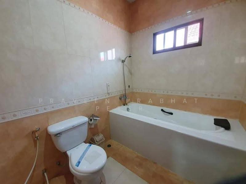 Royal Park Village, Chon Buri (Pattaya), Nong Pru, Bang Lamung (Pattaya), Chon Buri (Pattaya), 4 Bedrooms, 240 sqm, Single Detached House For Rent, by Praveen Peter, 500520504 - DDproperty.com