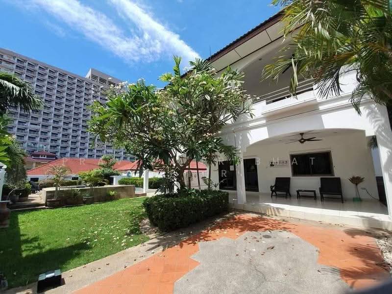 Royal Park Village, Chon Buri (Pattaya), Nong Pru, Bang Lamung (Pattaya), Chon Buri (Pattaya), 4 Bedrooms, 240 sqm, Single Detached House For Rent, by Praveen Peter, 500520504 - DDproperty.com