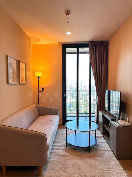 Oka Haus Sukhumvit 36, Bangkok, 3399 Rama 4 Road, Khong Tan, Khlong Toei, Bangkok, 1 Bedroom, 35 sqm, Condo For Rent, by Poommipat Suradech, 500520532 - DDproperty.com