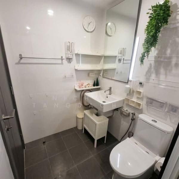 The Base Park West Sukhumvit 77, Bangkok, 11 Soi Sukhumvit 77 Sukhumvit Road, Phra Kanong Nua, Watthana, Bangkok, 1 Bedroom, 31 sqm, Condo For Rent, by Nichapa Tangdachsumrit, 500520546 - DDproperty.com