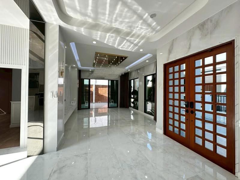 Grand Bangkok Boulevard Srinakarin, Bangkok, Srinagarindra Rd, Nong Bon, Prawet, Bangkok, 5 Bedrooms, 565 sqm, Single Detached House For Sale, by kanthapoom pornngam, 500520552 - DDproperty.com
