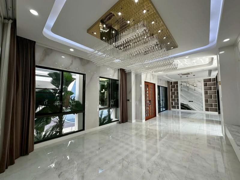 Grand Bangkok Boulevard Srinakarin, Bangkok, Srinagarindra Rd, Nong Bon, Prawet, Bangkok, 5 Bedrooms, 565 sqm, Single Detached House For Sale, by kanthapoom pornngam, 500520552 - DDproperty.com