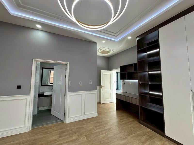 Grand Bangkok Boulevard Srinakarin, Bangkok, Srinagarindra Rd, Nong Bon, Prawet, Bangkok, 5 Bedrooms, 565 sqm, Single Detached House For Sale, by kanthapoom pornngam, 500520552 - DDproperty.com