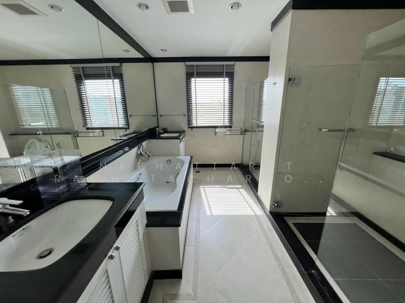 Baan Ananda, Bangkok, Sukhumvit 61, Khlong Tan Nua, Watthana, Bangkok, 4 Bedrooms, 269 sqm, Condo For Rent, by Naphattarat Rachatacharoonrut (NATTY), 500520554 - DDproperty.com