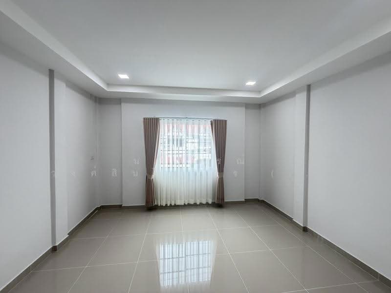 หมู่บ้านร่มทิพย์ หทัยราษฎร์33 คลองสามวา, Bangkok, หทัยราษฎร์33, Bang Chun, Khlong Sam Wa, Bangkok, 2 Bedrooms, 80 sqm, Townhouse For Sale, by นภัสศรณ์ วงศ์สินไทยกร (นันท์), 500520586 - DDproperty.com