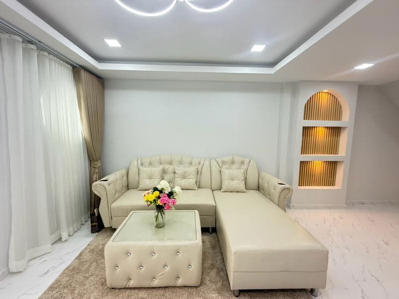 Rin Thong Ramkhamhaeng 190, Bangkok, Ramkhamhaeng Road 190, Min Buri, Bangkok, 2 Bedrooms, 80 sqm, Townhouse For Sale, by นภัสศรณ์ วงศ์สินไทยกร (นันท์), 500520590 - DDproperty.com