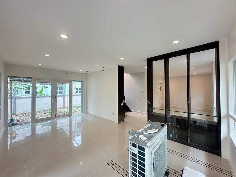 ชวนชื่น ปิ่นเกล้า, Nonthaburi, Mahasawat, Bang Kruai, Nonthaburi, 2 Bedrooms, 180 sqm, Single Detached House For Sale, by Passakorn Butbunpan, 500520592 - DDproperty.com
