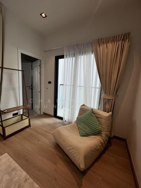 89 Residence Ratchada-Rama 9, Bangkok, Huai Khwang, Bangkok, 5 Bedrooms, 260 sqm, Single Detached House For Rent, by Charinthip Phungalong, 500520637 - DDproperty.com