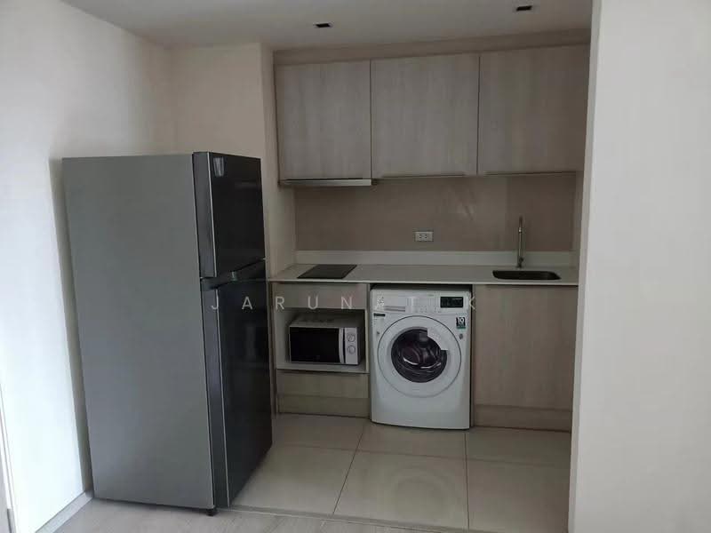 Vtara Sukhumvit 36, Bangkok, 118 Soi Saen Sabai, Phra Kanong, Khlong Toei, Bangkok, 1 Bedroom, 35 sqm, Condo For Rent, by Jarunat K, 500520644 - DDproperty.com