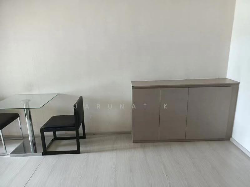 Vtara Sukhumvit 36, Bangkok, 118 Soi Saen Sabai, Phra Kanong, Khlong Toei, Bangkok, 1 Bedroom, 35 sqm, Condo For Rent, by Jarunat K, 500520644 - DDproperty.com