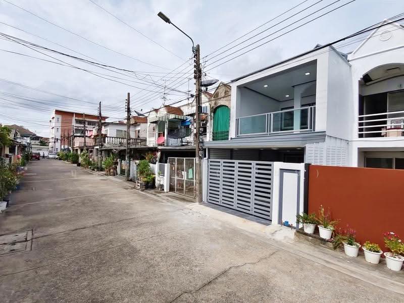 หมู่บ้านสวนทอง 3 ติวานนท์-นครอินทร์ : Suan Thong 3 Tiwanon-Nakhon In, นนทบุรี, ตลาดขวัญ, เมืองนนทบุรี, นนทบุรี, 120 ตร.ม., ทาวน์เฮ้าส์ ขาย, โดย บุษบากร (เจี๊ยบ), 500520686 - DDproperty.com