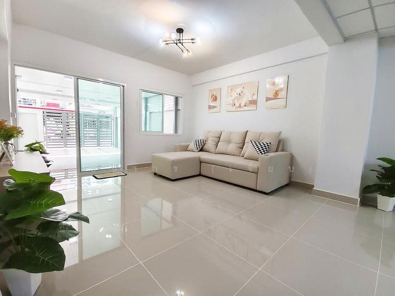 Suan Thong 3 Tiwanon-Nakhon In, Nonthaburi, Talat Kwan, Muang Nonthaburi, Nonthaburi, 2 Bedrooms, 120 sqm, Townhouse For Sale, by บุษบากร (เจี๊ยบ), 500520686 - DDproperty.com