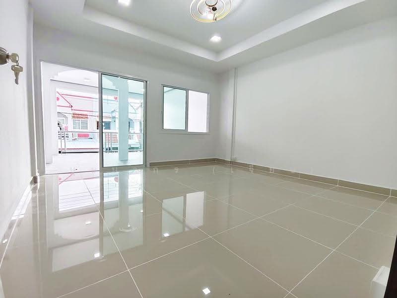 Suan Thong 3 Tiwanon-Nakhon In, Nonthaburi, Talat Kwan, Muang Nonthaburi, Nonthaburi, 2 Bedrooms, 120 sqm, Townhouse For Sale, by บุษบากร (เจี๊ยบ), 500520686 - DDproperty.com