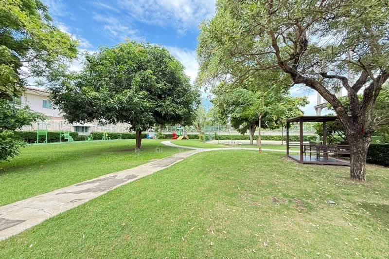 Baan Reunruedee 6 Ramintra-Safari, bangkok, Liap Khlong Song Road, Bang Chun, Khlong Sam Wa, Bangkok, 3 Bedrooms, 90 sqm, Townhouse For Sale, by คุณหนึ่ง, 500520712 - DDproperty.com