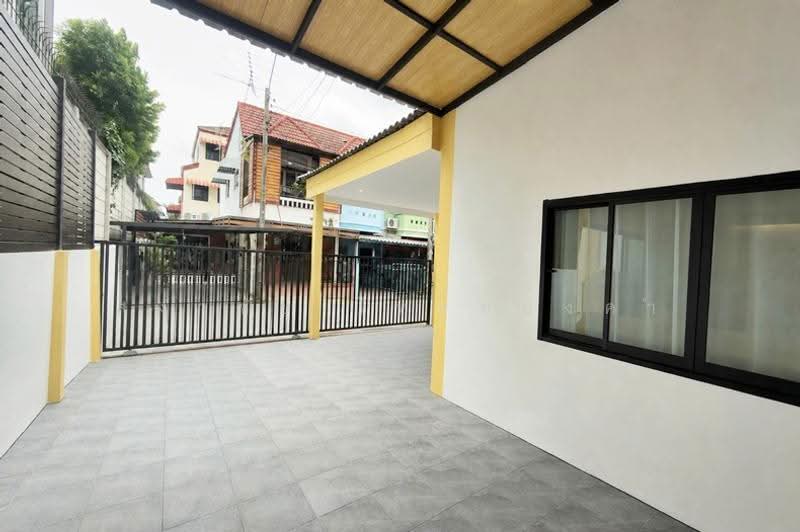 หมู่บ้านวิภาลัย ดอนเมือง-สรงประภา, กรุงเทพ, ดอนเมือง, กรุงเทพ, 120 ตร.ม., ทาวน์เฮ้าส์ ขาย, โดย สง่าชัย ไทรทองคำ, 500520718 - DDproperty.com