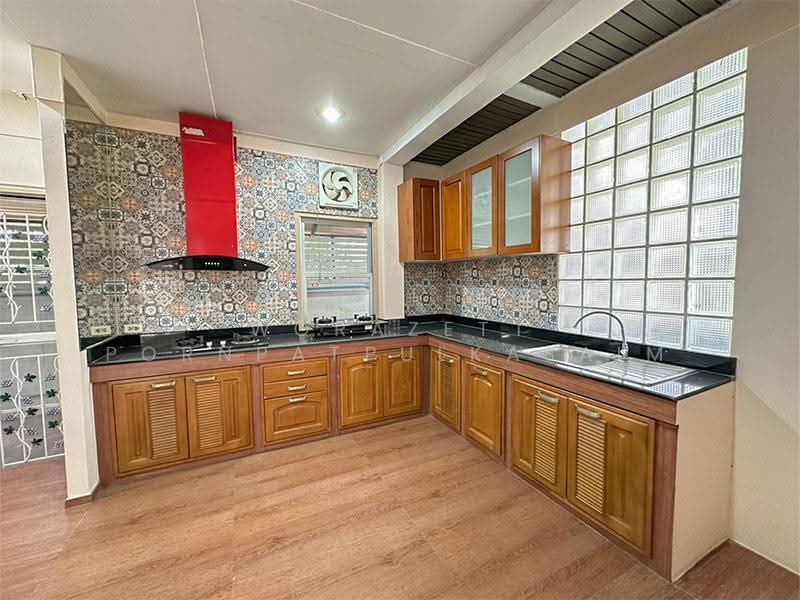 Muang Thong Niwet 1, Bangkok, Soi Changwatthana 14, Thung Song Hong, Lak Si, Bangkok, 4 Bedrooms, 280 sqm, Single Detached House For Sale, by Worazett pornpatpulkasaim, 500520725 - DDproperty.com