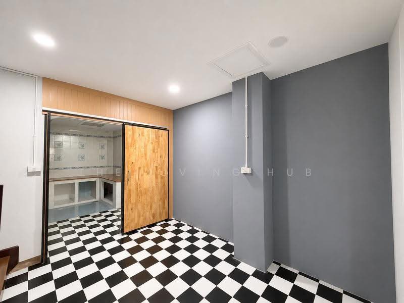 หมู่บ้านรัตนาวลัย, Bangkok, Si Khan, Don Mueang, Bangkok, 2 Bedrooms, 90 sqm, Townhouse For Sale, by THE LIVING HUB, 500520803 - DDproperty.com