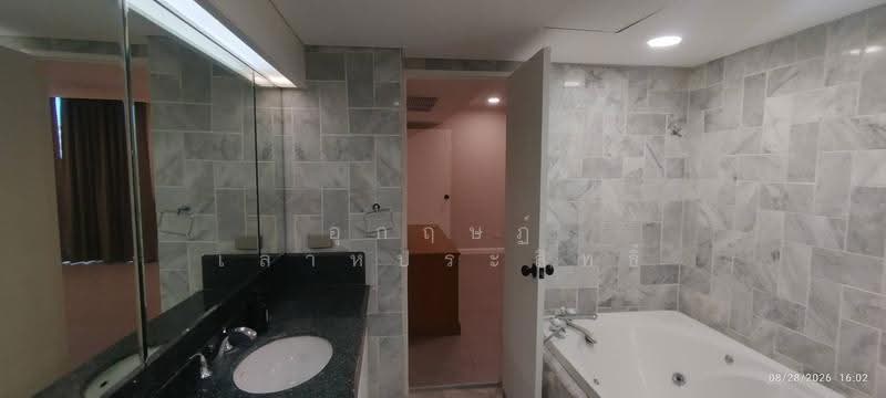 Somkid Gardens, Bangkok, Ploenchit, Lumphini, Pathum Wan, Bangkok, 2 Bedrooms, 165 sqm, Condo For Rent, by Aukrit Laohaprasit, 500520805 - DDproperty.com