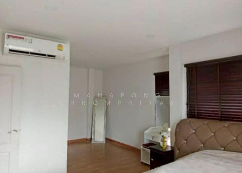 The Centro Ramindra, Bangkok, Kanchanaphisek Road, Khan Na Yao, Bangkok, 4 Bedrooms, 325 sqm, Single Detached House For Rent, by Manapong Phromphitak, 500520825 - DDproperty.com