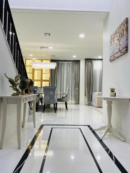 Nantawan Rama 9 - New Krungthepkreetha, Bangkok, Saphan Sung, Bangkok, 4 Bedrooms, 4 sqm, Single Detached House For Sale, by Manapong Phromphitak, 500520838 - DDproperty.com