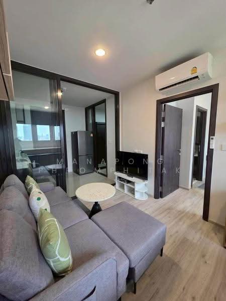 XT Huaikhwang, Bangkok, 244 Ratchadaphisek Road, Huai Khwang, Bangkok, 1 Bedroom, 35 sqm, Condo For Rent, by Manapong Phromphitak, 500520843 - DDproperty.com