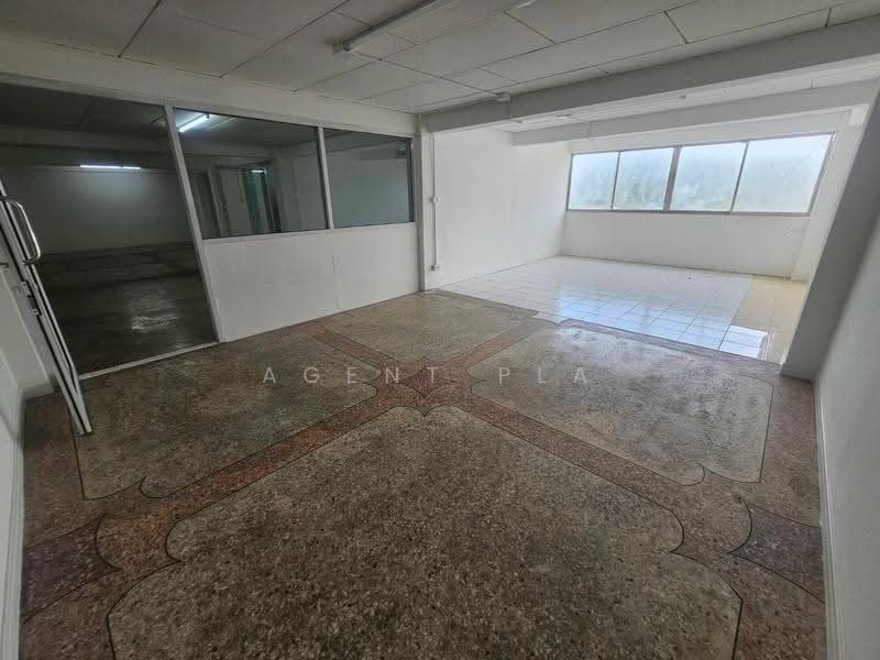 Standalone Commercial Building for Rent on Thepharak Road Near BTS Thipphawan Station (SPSP669), Samut Prakan, ถนนเทพารักษ์, Thepharak, Muang Samut Prakarn, Samut Prakan, , 840 sqm, Shophouse For Rent, by Agent Pla, 500520851 - DDproperty.com