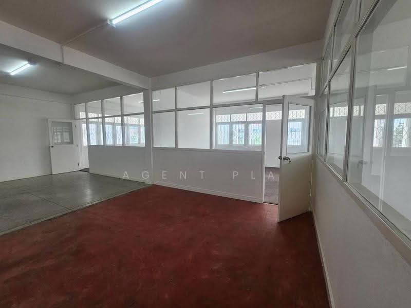 Standalone Commercial Building for Rent on Thepharak Road Near BTS Thipphawan Station (SPSP669), Samut Prakan, ถนนเทพารักษ์, Thepharak, Muang Samut Prakarn, Samut Prakan, , 840 sqm, Shophouse For Rent, by Agent Pla, 500520851 - DDproperty.com