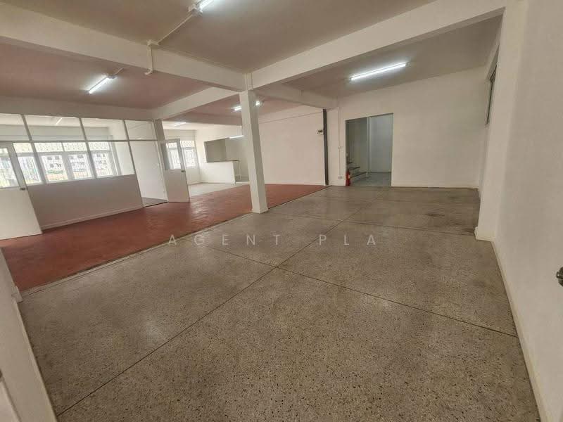 Standalone Commercial Building for Rent on Thepharak Road Near BTS Thipphawan Station (SPSP669), Samut Prakan, ถนนเทพารักษ์, Thepharak, Muang Samut Prakarn, Samut Prakan, , 840 sqm, Shophouse For Rent, by Agent Pla, 500520851 - DDproperty.com