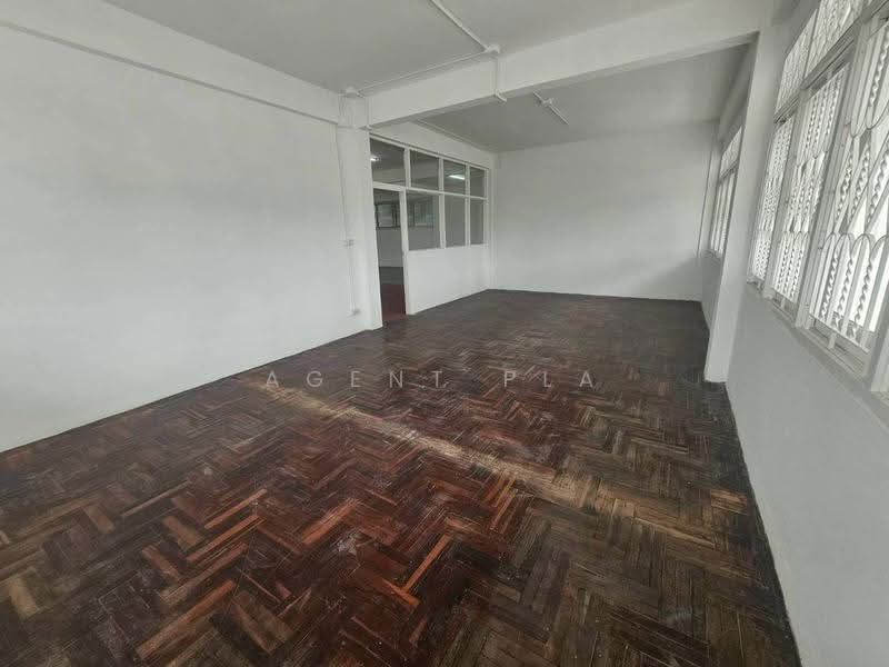 Standalone Commercial Building for Rent on Thepharak Road Near BTS Thipphawan Station (SPSP669), Samut Prakan, ถนนเทพารักษ์, Thepharak, Muang Samut Prakarn, Samut Prakan, , 840 sqm, Shophouse For Rent, by Agent Pla, 500520851 - DDproperty.com