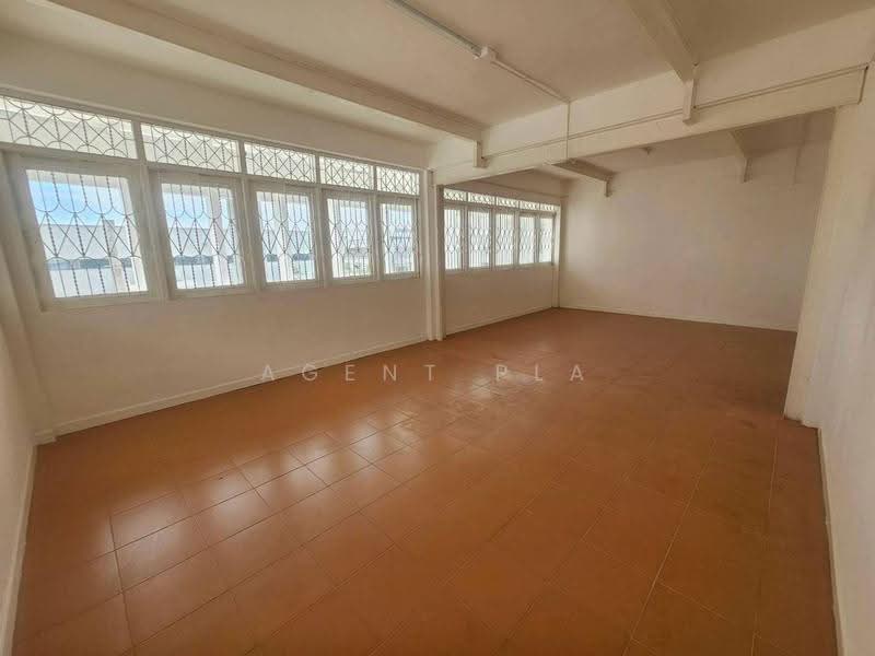 Standalone Commercial Building for Rent on Thepharak Road Near BTS Thipphawan Station (SPSP669), Samut Prakan, ถนนเทพารักษ์, Thepharak, Muang Samut Prakarn, Samut Prakan, , 840 sqm, Shophouse For Rent, by Agent Pla, 500520851 - DDproperty.com