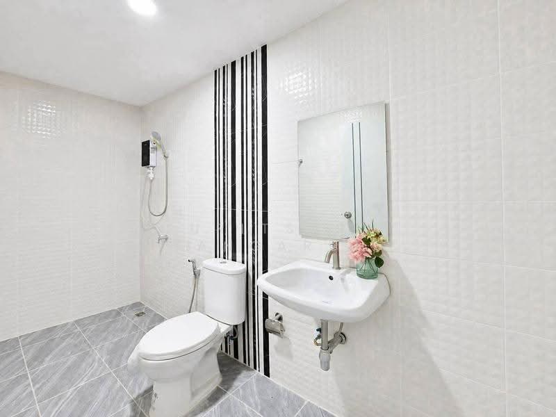 3-BR House, Chon Buri (Pattaya), Nong Pru, Bang Lamung (Pattaya), Chon Buri (Pattaya), 3 Bedrooms, 204 sqm, Single Detached House For Rent, by Supitsara  Sangarun, 500520853 - DDproperty.com