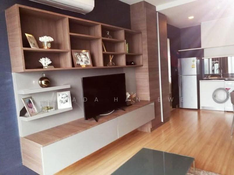 Sky Walk Residences, Bangkok, 1599 Sukhumvit Road, Phra Kanong Nua, Watthana, Bangkok, 1 Bedroom, 52 sqm, Condo For Sale, by Pinyada Hantewee, 500520933 - DDproperty.com