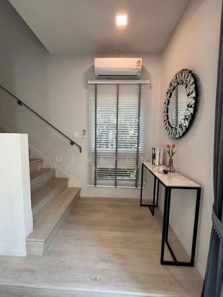 Mantana 2 Motorway - New Krungthepkreetha, Bangkok, Manthana 2 Motorway-New Krungthep Kreetha Intersection, Phatthanakan Road 4, Khlong Song Ton Nun, Lat Krabang, Bangkok, 4 Bedrooms, 286 sqm, Single Detached House For Sale, by Manapong Phromphitak, 500520957 - DDproperty.com