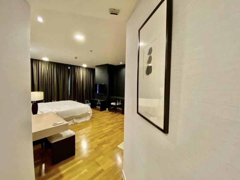 Urbana Sathorn : เออร์บาน่า สาทร, กรุงเทพ, 55 ถนนสาทรใต้, ทุ่งมหาเมฆ, สาทร, กรุงเทพ, 139 ตร.ม., คอนโด ขาย, โดย Pinyada Hantewee, 500520962 - DDproperty.com