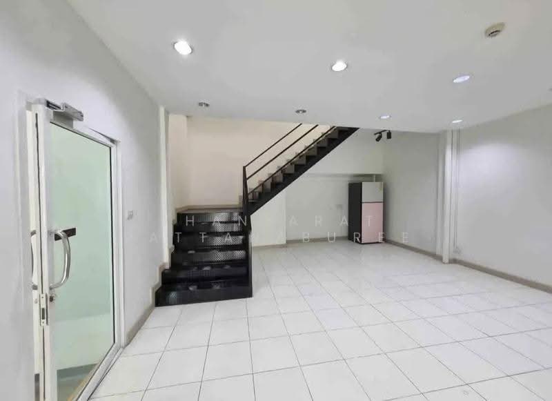 warehouse with office Ramkhamhaeng for rent, Bangkok, Suan Luang, Bangkok, , 440 sqm, Warehouse/Factory For Rent, by Thanyarat Rattanaburee, 500521016 - DDproperty.com