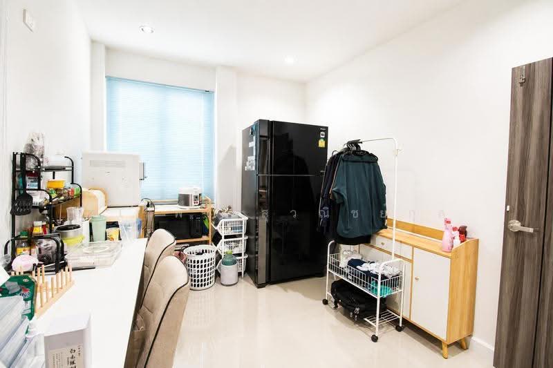 ขายบ้านแฝด 2 ชั้น 42.6 ตร.ว. 3 ห้องนอน หมู่บ้านสกายวิลล์ (Skyville) บ้านแลง ระยอง ใกล้ IRPC, ระยอง, บ้านแลง, เมืองระยอง, ระยอง, 172 ตร.ม., บ้านแฝด ขาย, โดย สุเทพ พสุวณิชย์กุล, 500521074 - DDproperty.com