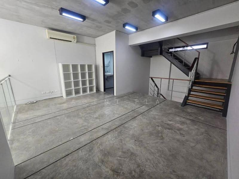 ให้เช่า Oasis Loft Sukhumvit 64 Home Office / Townhome (SPSP670), กรุงเทพ, สุขุมวิท 64, บางจาก, พระโขนง, กรุงเทพ, 246 ตร.ม., สำนักงาน ให้เช่า, โดย Agent Pla, 500521095 - DDproperty.com