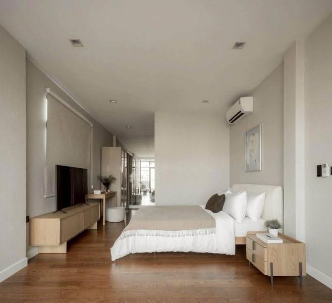The Gentry Sukhumvit 101, Bangkok, Soi Sukhumvit 101, Sukhumvit Road, Bang Chak, Phra Khanong, Bangkok, 5 Bedrooms, 580 sqm, Single Detached House For Rent, by Ivy Jang, 500521117 - DDproperty.com