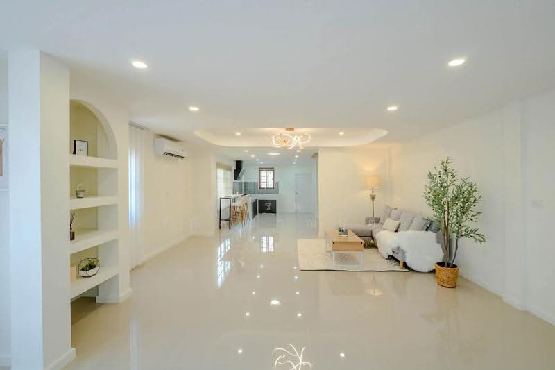 บ้านกลางเมือง พระราม9 ซอย 43, Bangkok, พระราม 9, Suan Luang, Bangkok, 4 Bedrooms, 220 sqm, Townhouse For Sale, by ภัทรพล ศรีกัลยาณบุตร, 500521139 - DDproperty.com