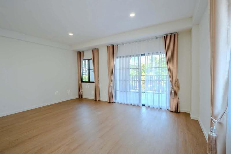 บ้านกลางเมือง พระราม9 ซอย 43, Bangkok, พระราม 9, Suan Luang, Bangkok, 4 Bedrooms, 220 sqm, Townhouse For Sale, by ภัทรพล ศรีกัลยาณบุตร, 500521139 - DDproperty.com
