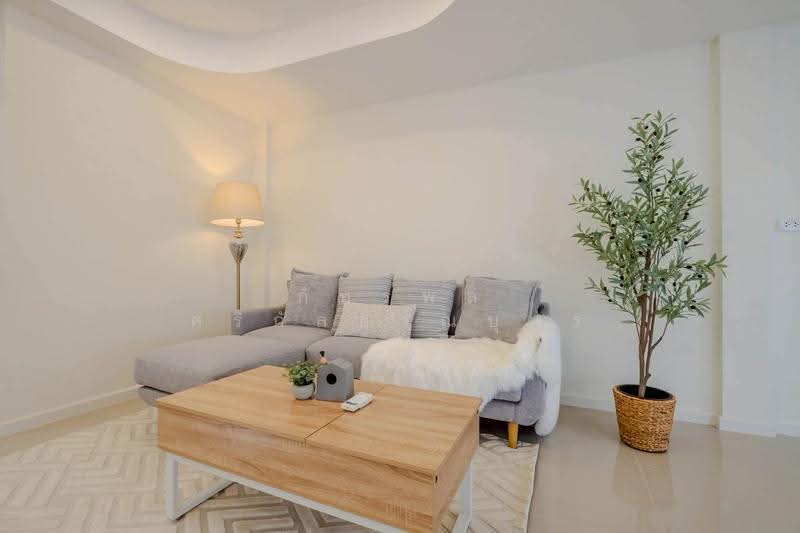 บ้านกลางเมือง พระราม9 ซอย 43, Bangkok, พระราม 9, Suan Luang, Bangkok, 4 Bedrooms, 220 sqm, Townhouse For Sale, by ภัทรพล ศรีกัลยาณบุตร, 500521139 - DDproperty.com