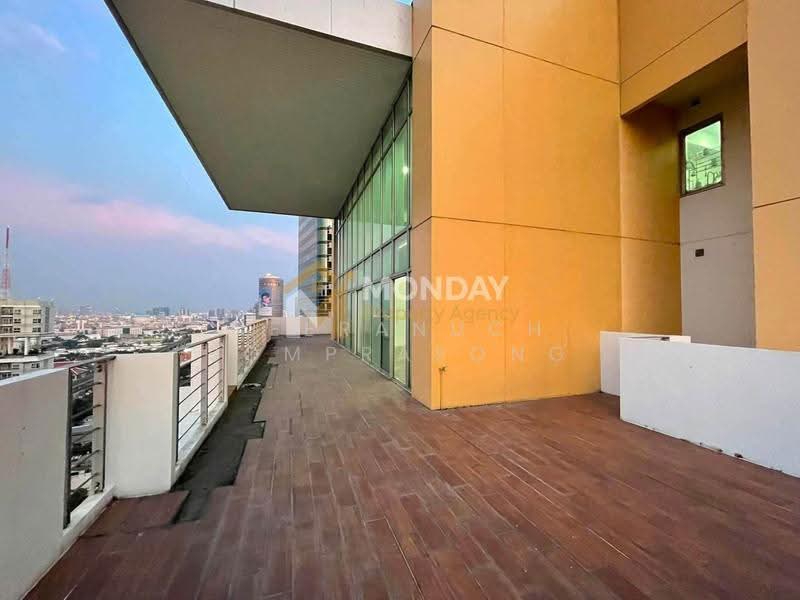 My Resort Bangkok, Bangkok, 1724 Petchaburi Road, Bang Kapi, Huai Khwang, Bangkok, 2 Bedrooms, 194 sqm, Condo For Sale, by วัทนพร กองแก้ว, 500521184 - DDproperty.com