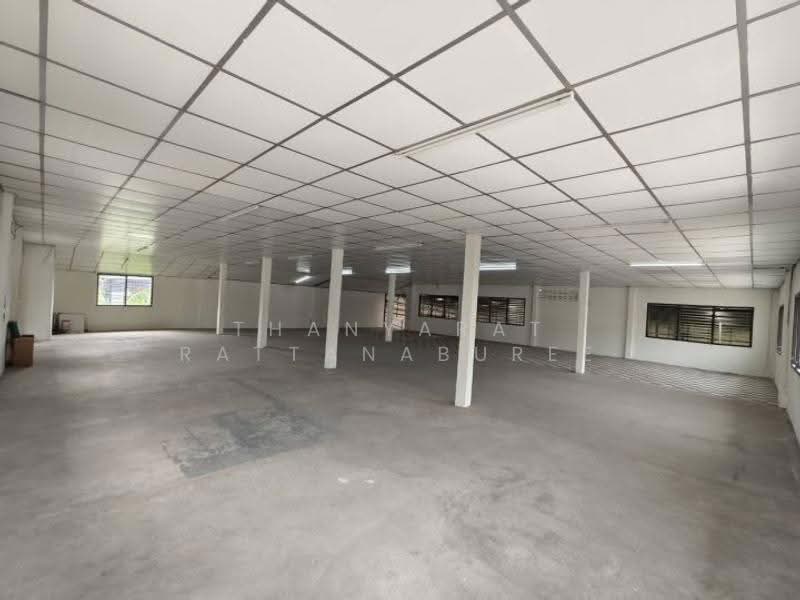 Warehouse Storage Building for Rent in Prawet Chaloem Phrakiat Rama 9 Soi 30, Bangkok, Nong Bon, Prawet, Bangkok, , 600 sqm, Warehouse/Factory For Rent, by Thanyarat Rattanaburee, 500521193 - DDproperty.com