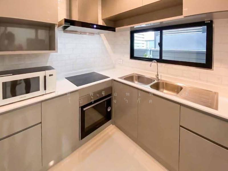 Nirvana Define Srinakarin-Rama 9, Bangkok, Srinakarin - Rom Klao Road, Saphan Sung, Saphan Sung, Bangkok, 3 Bedrooms, 230 sqm, Townhouse For Rent, by Property Pro Co.,Ltd, 500521202 - DDproperty.com