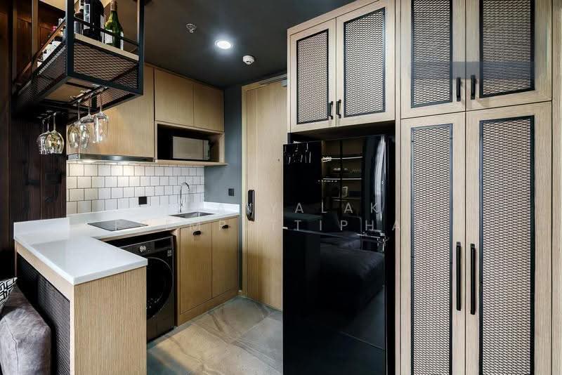 IDEO Mobi Asoke, Bangkok, New Petchaburi Road, Bang Kapi, Huai Khwang, Bangkok, 1 Bedroom, 32 sqm, Condo For Sale, by Thanyalak Premputtiphan, 500521222 - DDproperty.com