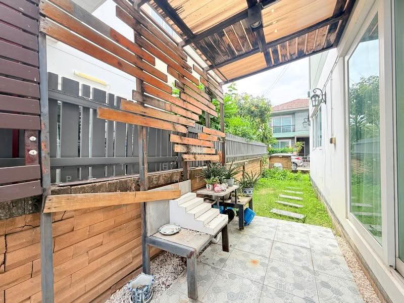 Golden Town Rama 2, Samut Sakhon, Rama 2 Road, Soi Wat Panthai Norasing, Phanthai Norasing, Muang Samut Sakhon, Samut Sakhon, 3 Bedrooms, 100 sqm, Semi-Detached House (Twin House) For Sale, by The Best Property ดาด้า, 500521242 - DDproperty.com