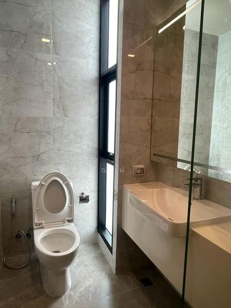 Noble Around Sukhumvit 33, Bangkok, 17 Soi Sukhumvit 33, Khlong Tan Nua, Watthana, Bangkok, 1 Bedroom, 35 sqm, Condo For Sale, by คุณฝน, 500521248 - DDproperty.com